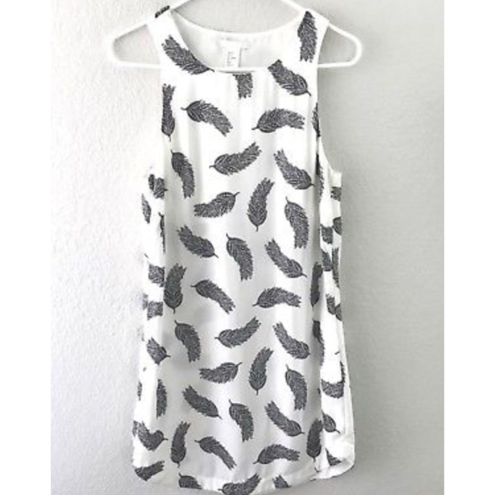 H&M Feather Print Dress